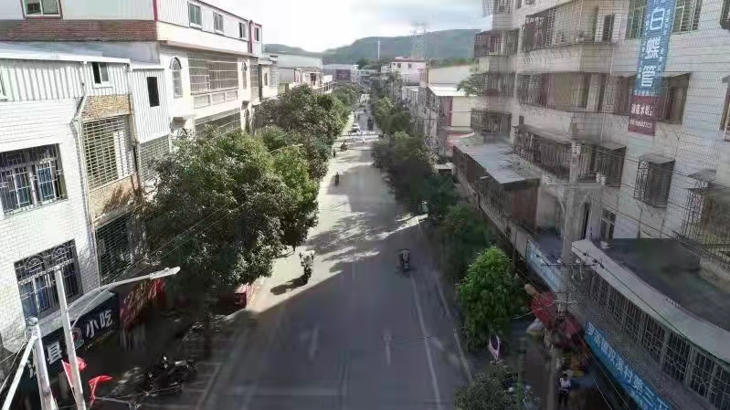 干凈整潔街道
